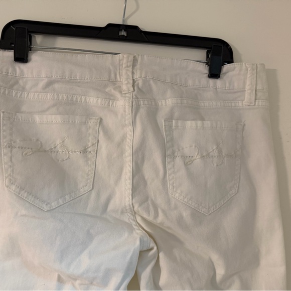 2bbebe White Denim Jeans - Picture 3 of 3